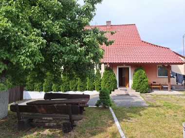 Dom wolnostojący z ogrodem w Bystrzycy-1