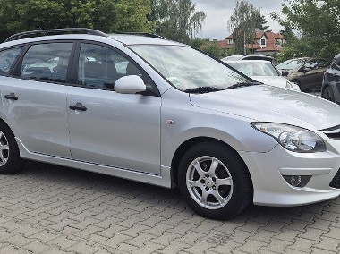 1.6 benzyna * kombi * klima -1