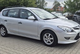 Hyundai i30 I 1.6 benzyna * kombi * klima