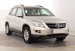 Volkswagen Tiguan , Navi, Klimatronic, Parktronic, Dach panoramiczny,ALU