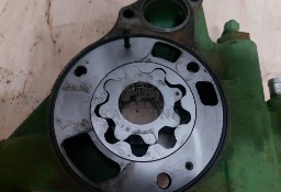 John Deere 6215r - Pompa doładowcza hydrauliki AL217930