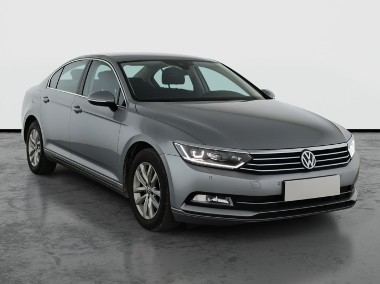 Volkswagen Passat B8 , Salon Polska, Serwis ASO, Automat, Navi, Klimatronic,-1