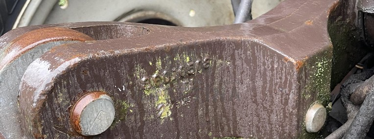 Fiat Agri G170 G190 G210 G240 New Holland - ramię podnośnika lewe 86010508-1