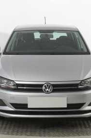 Volkswagen Polo VI , Klima, Parktronic, Podgrzewane siedzienia-2