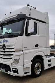 Mercedes-Benz Actros-2