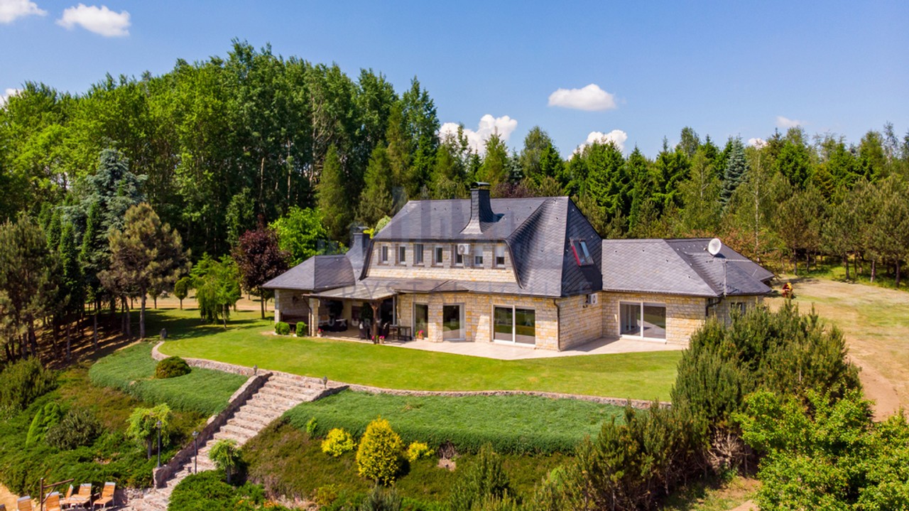 Dom na sprzedaż, 7 pokoi, 450 m², Zyndaki