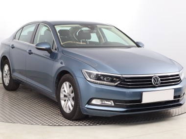 Volkswagen Passat B8 , Salon Polska, Navi, Klimatronic, Tempomat, Parktronic,-1