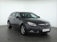 Opel Insignia , Klimatronic, Tempomat, Parktronic, Podgrzewane siedzienia,