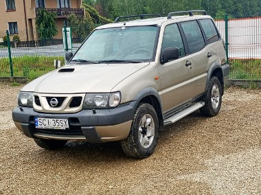 Nissan Terrano-1