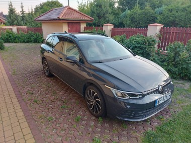 Volkswagen Golf VIII 1.0 TSI od właściciela, jasne wnętrze-1