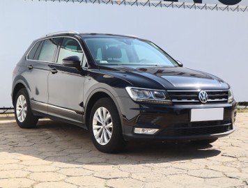 Volkswagen Tiguan , Salon Polska, Serwis ASO, DSG, Klimatronic, Tempomat,