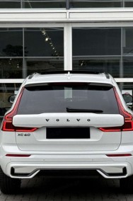 Volvo XC60 II B5 AWD Plus Black Edition 2.0 B5 AWD Plus Black Edition (264KM) Dach-2