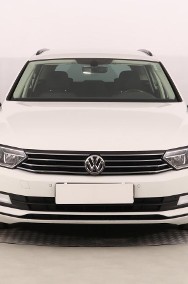Volkswagen Passat B8 , Salon Polska, 1. Właściciel, VAT 23%, Navi, Klimatronic,-2