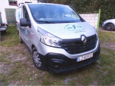 Syndyk sprzeda auto dostawcze Renault Trafic, 2015 r.-1