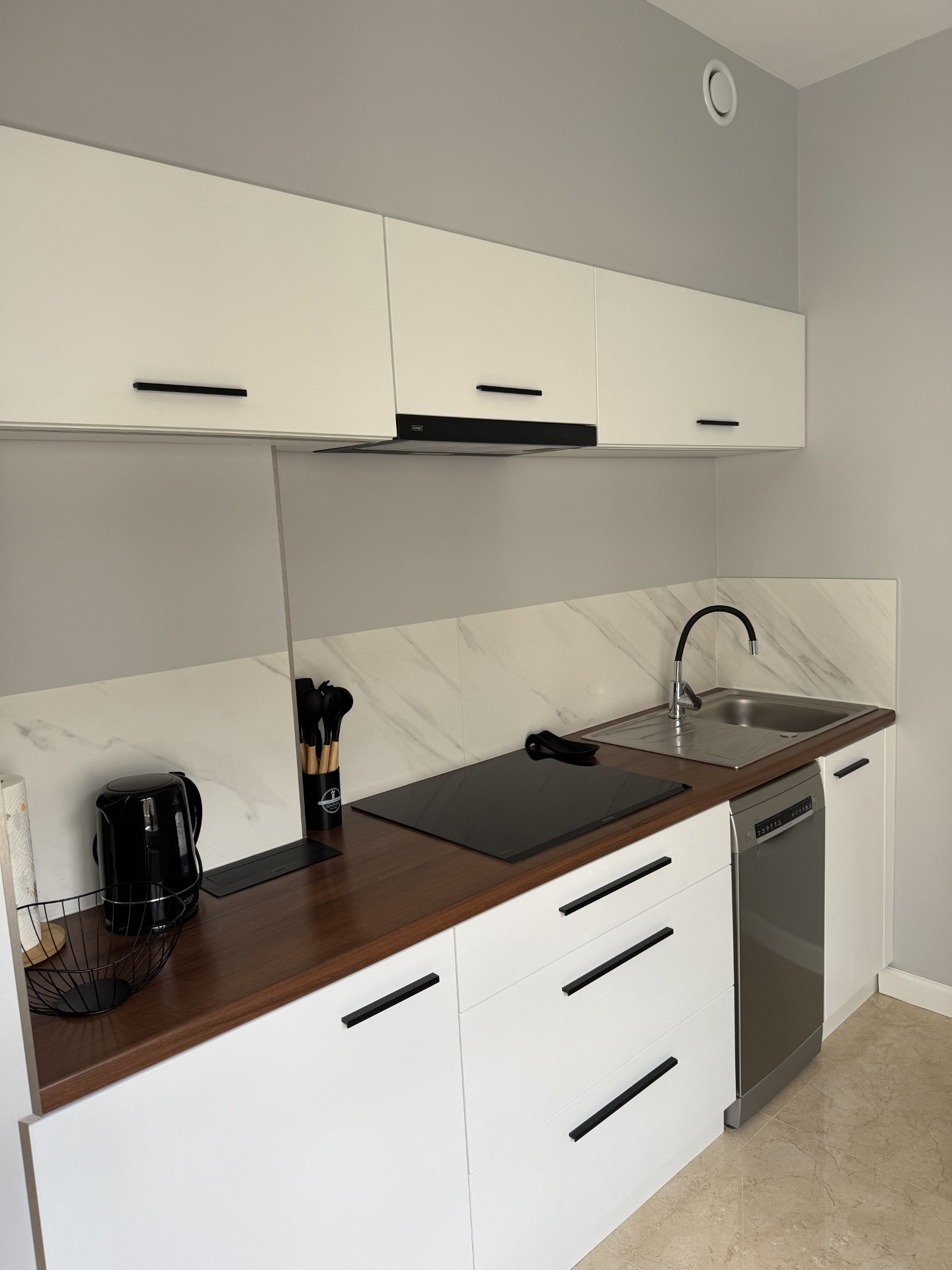 Mieszkanie 59 m², wysoki standard, przy Galerii Katowickiej i Dworcu PKP - Widok 6