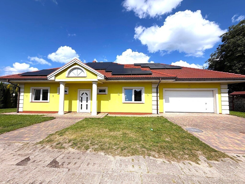 Dom na sprzedaż, 4 pokoje, 219 m², Police