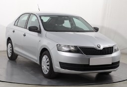 Skoda Rapid , Salon Polska, Klima, Parktronic