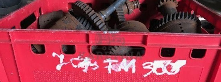 JCB TM 300 - Skrzynia - Części-1