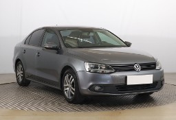 Volkswagen Jetta VI , Salon Polska, Klimatronic, Tempomat, Parktronic