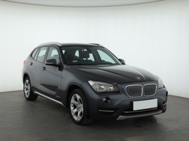 BMW X1 I (E84) , Automat, Skóra, Navi, Klimatronic, Tempomat, Parktronic-1