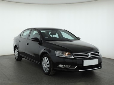 Volkswagen Passat B7 , Salon Polska, VAT 23%, Klimatronic, Parktronic-1