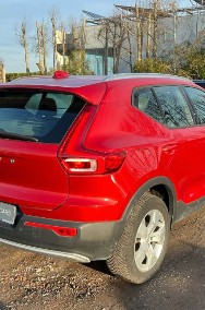 Volvo XC40-2
