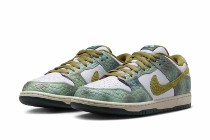 Nike SB DUNK Low Alexis Sablone White and Pacific Moss / HJ3386–300