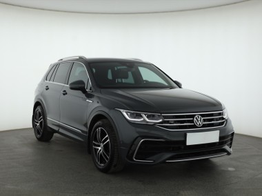 Volkswagen Tiguan , Salon Polska, DSG, Navi, Klimatronic, Tempomat, Parktronic,-1