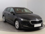 Skoda Octavia IV , Automat, VAT 23%, Navi, Klimatronic, Tempomat, Parktronic,