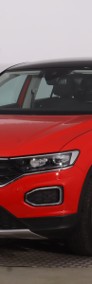 Volkswagen T-Roc , Navi, Klimatronic, Parktronic, Podgrzewane siedzienia-3