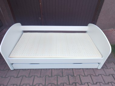 Łóżeczko z materacem dla dziecka białe-1