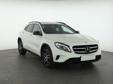 Mercedes-Benz Klasa GLA I , Salon Polska, Automat, Skóra, Xenon, Bi-Xenon, Klima,-1