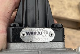 Wabco 9753030810 - zawór kontrolny ciśnienia powietrza