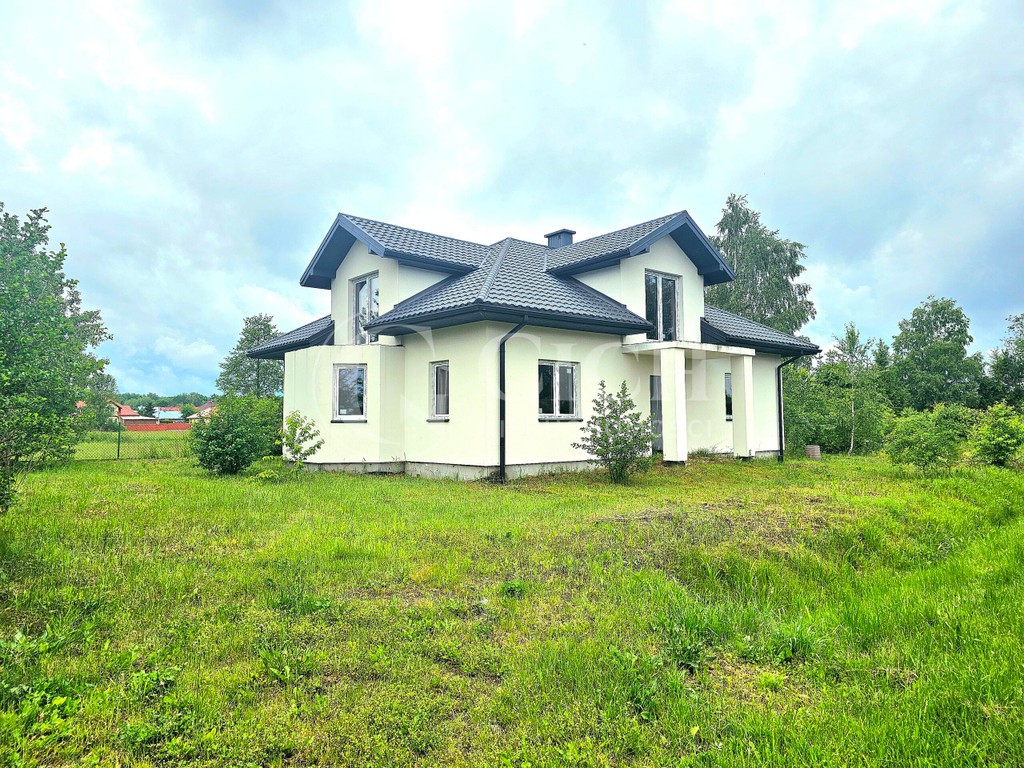 Dom w Ostrowach Tuszowskich w pow. kolbuszowskim., kolbuszowski
