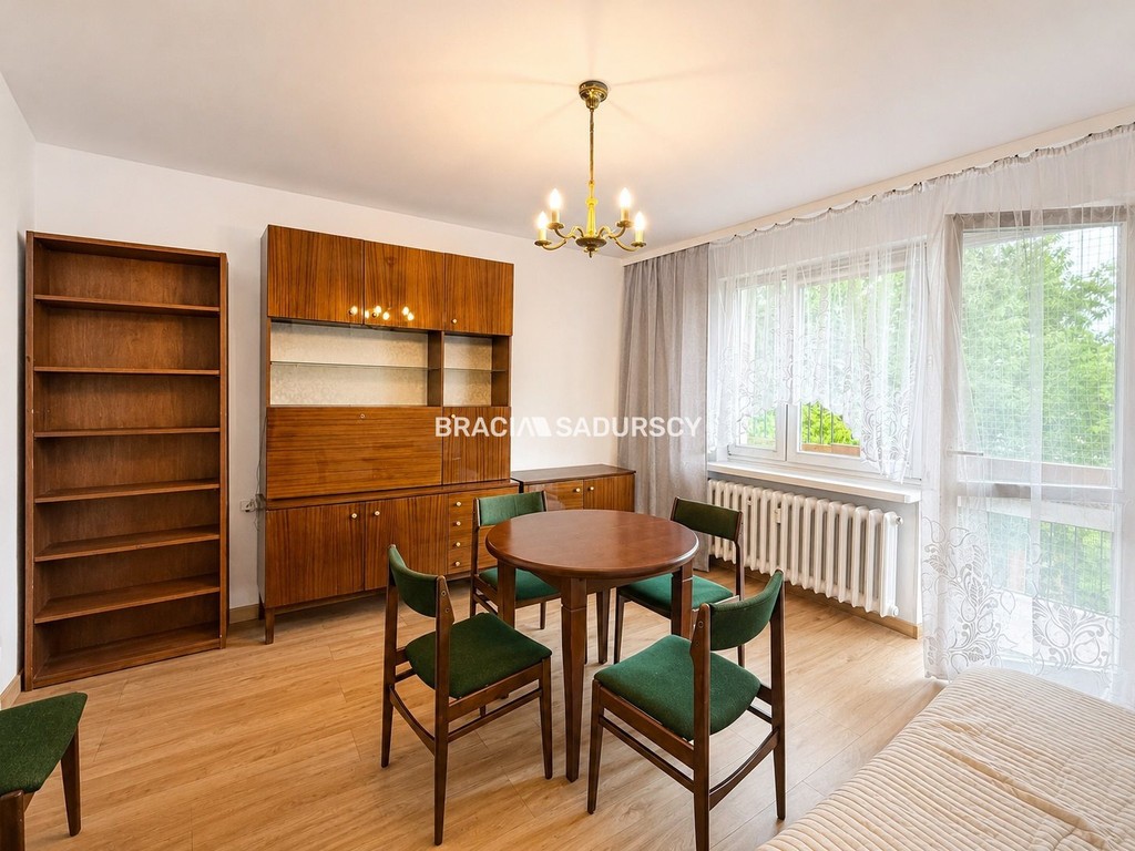 3-pok, os.Podw. balkon, osobna kuchnia – další