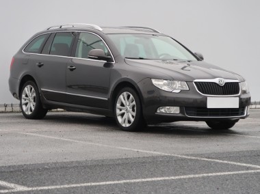 Skoda Superb II , Xenon, Bi-Xenon, Klimatronic, Tempomat, Parktronic,-1