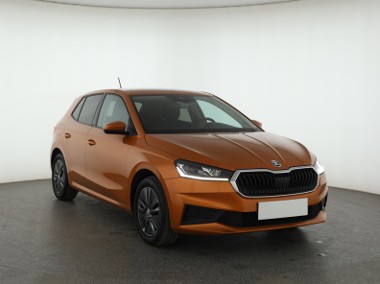Skoda Fabia IV , Salon Polska, Serwis ASO, VAT 23%, Klimatronic, Tempomat,-1