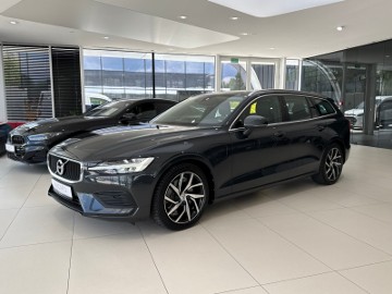 Volvo V60 II Momentum T8 Momentum Twin Engine, 1 właściciel, FV 23% gwarancja, do