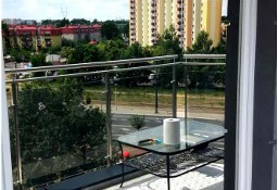Folie przeciwsłoneczne Warszawa -folie ograniczajace nagrzewanie pomieszczeń
