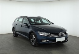 Volkswagen Passat B8 , Salon Polska, Serwis ASO, Automat, VAT 23%, Klimatronic,