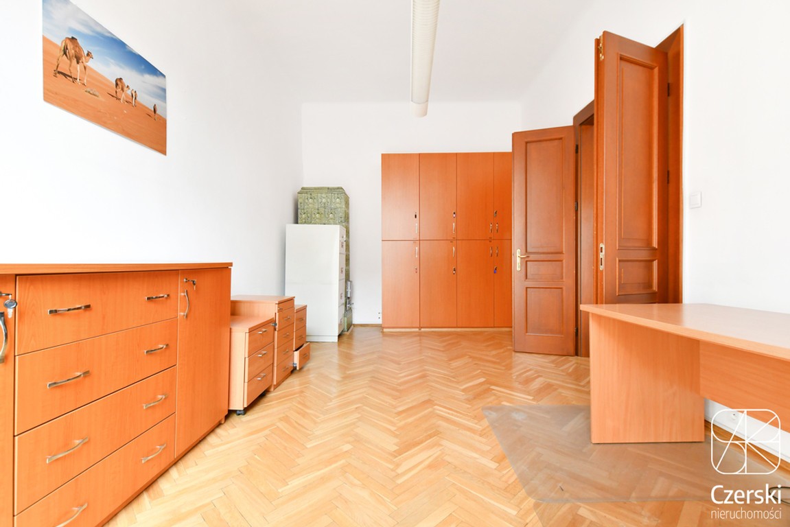 Całe piętro kamienicy 234 m² ul. Długa - Widok 4