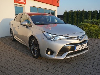 Toyota Avensis IV-1