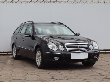 Mercedes-Benz Klasa E W211 , Automat, Navi, Klimatronic, Tempomat,-1