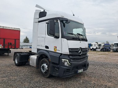 Mercedes-Benz Actros-1