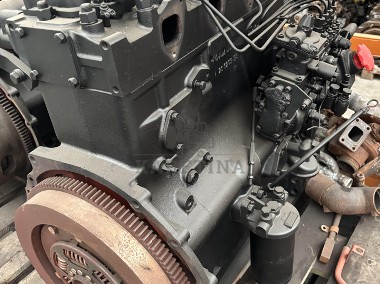 Zetor Forterra 105 Z1305 78002002 Silnik CZĘŚCI Blok Pompa Pokrywa-1