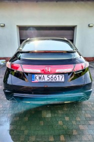 Samochód bezwypadkowy z nieskim przebiegiem-2