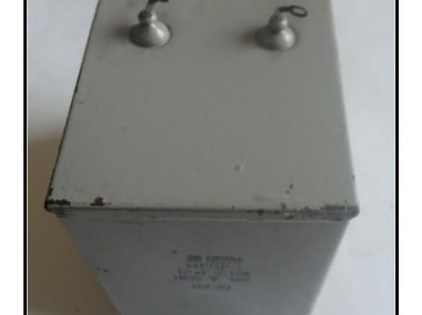 kondensatory 10 microF-1