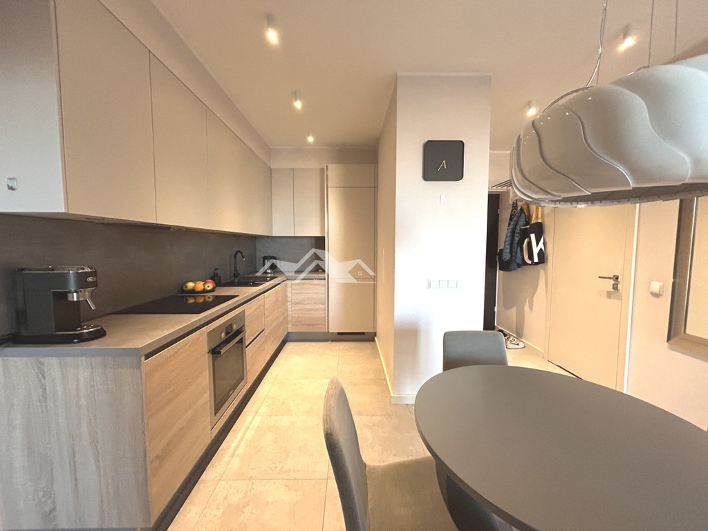 ŚLICZNY 3 POKOJOWY APARTAMENT W SAMYM CENTRUM - Widok 6