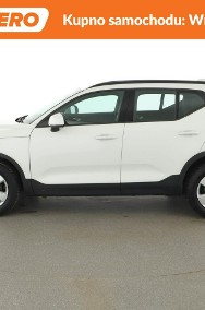 Volvo XC40 1.5 Benzyna Klimatyzacja Nawigacja Tempomat Grzane Fotele Kamera LED-2