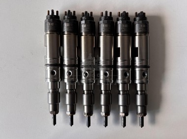 Fendt 927 930 933 936 939 Deutz TCD 2013 L06 4V TCD2013L064V TCD7.8L6 Wtryskiwacz 04913657 Bosch-1